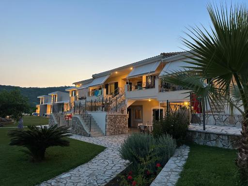 Urania Hotel - Housity