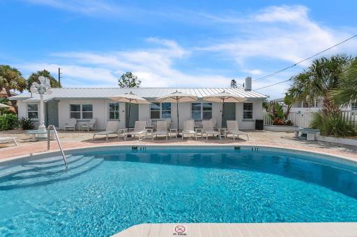 The Bungalows - Housity