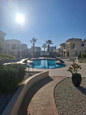 Beach Sunny Stay Apartment - Housity