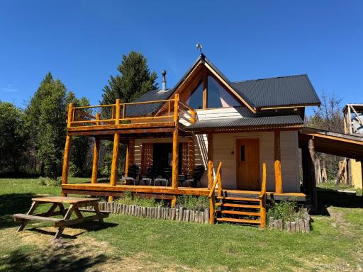 Casa Mallin Azul - Housity