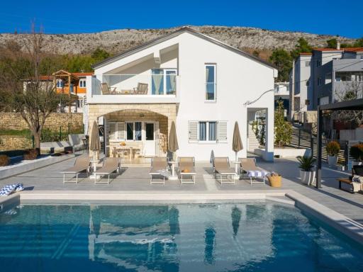 Family Holiday Home in Tugare - Housity