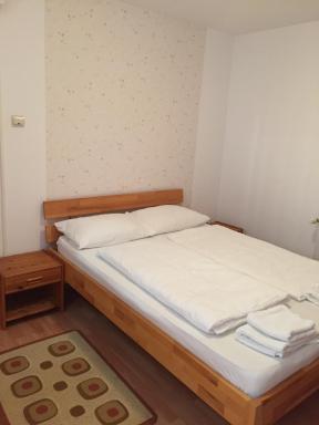 Pensiunea Kristine Sibiu - Housity