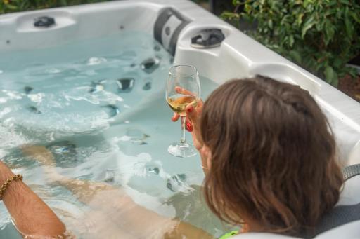 Cottage, Lodge & Spa 64 - Housity