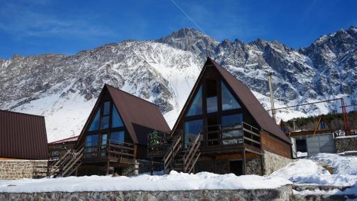 Twin cottages Kazbegi - Housity