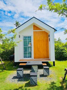 บลูคริสตัลรีสอร์ทแหลมสิงห์ - Housity