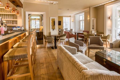 The Lamplighter Dining ~ Rooms - Housity