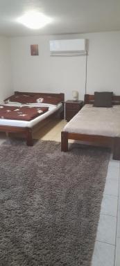 Viktória Apartman - Housity
