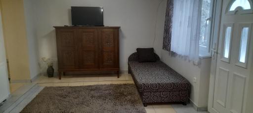 Viktória Apartman - Housity
