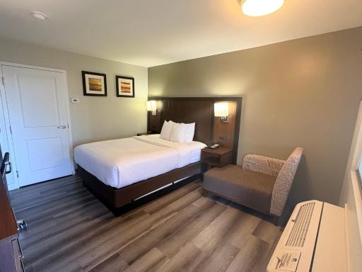 Antioch Inn and Suites - Housity
