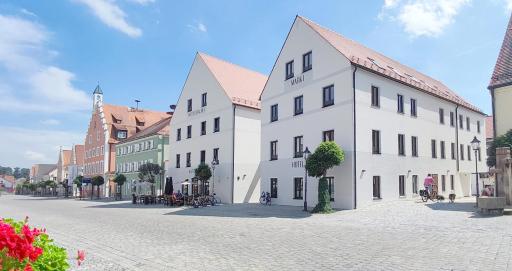 Hotel am Wittelsbacher Markt by greenpartment - Housity