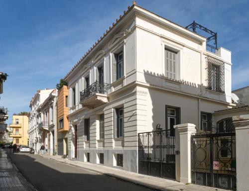 The White House in Plaka by JJ Hospitality - Housity