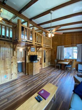 Blackhawk Cabins - Housity