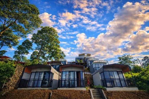 The Lakebox Menjer by Travelink - Housity