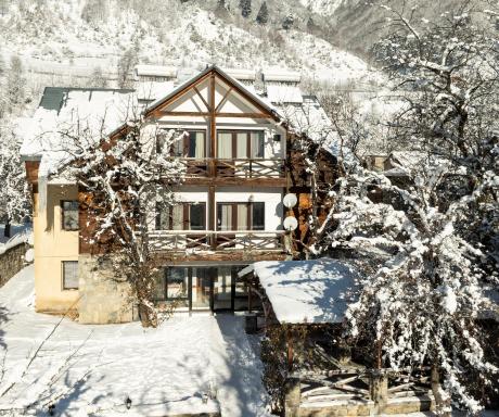 Hotel Chubu - Housity