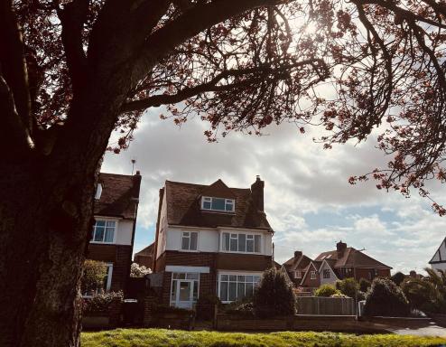 Seaview House, Westgate Family Getaway - Housity