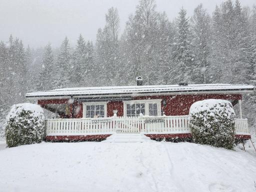 Sunne Stugcenter 12 - Housity