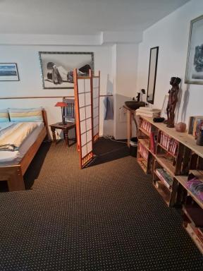 gemütliches Zimmer mit Terrasse - Housity