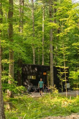 Postcard Cabins The Thumb, Outdoor Collection by Marriott Bonvoy - Housity