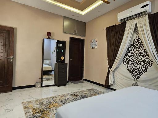 Edge of Islamabad Entrance - Housity