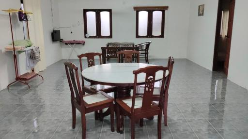 Homestay Idaman di Kuala Terengganu dengan 2 Bilik Aircond - Harga utk 1 rumah - Housity