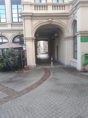1 Zimmer Wohnung mit der Terrasse in der Innenstadt - Housity