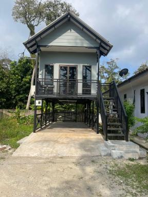 Homestay Tok Ayah Pekan Nanas - Housity