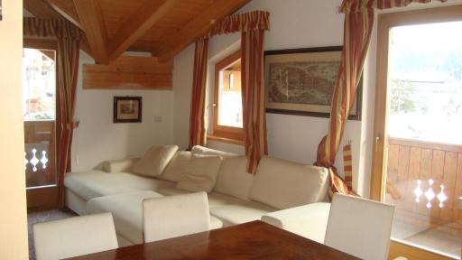 Fantastic Penthouse in Canazei - Housity