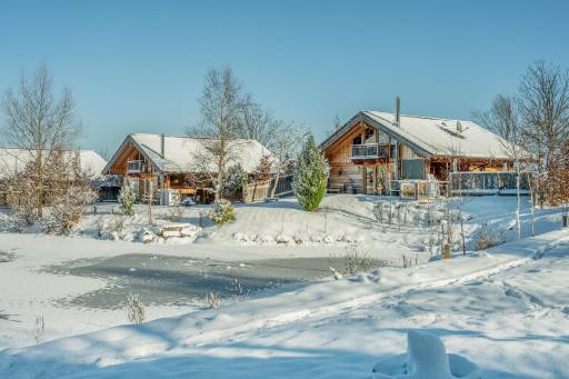 Bayern Chalets bei Salzburg und Berchtesgaden mit Whirlpool und Sauna - Housity