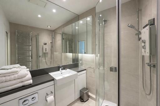 St Christopher's Place Serviced Apartments by Globe Apartments - Housity