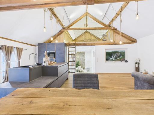 Sam's Cottage Suite - Housity