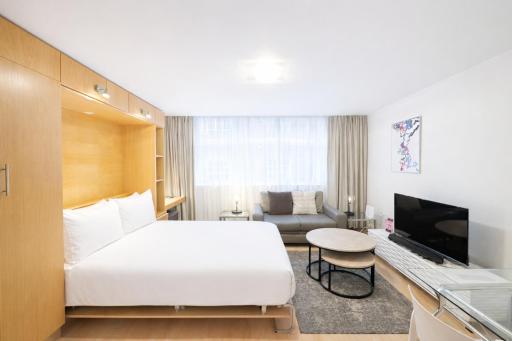 St Christopher's Place Serviced Apartments by Globe Apartments - Housity