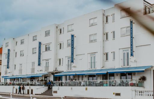 The White Rock Hotel - Housity