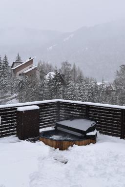 30 Forest, Azuga - Housity