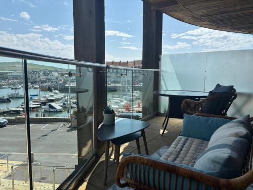 West Bay Watch - Housity