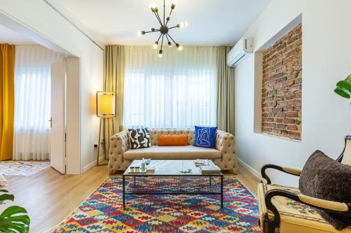 2BR Historical apartment 5 min to Taksim Sq - Housity