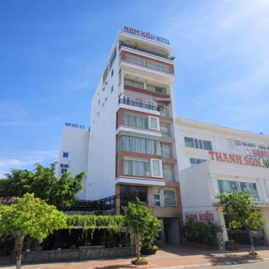 Nam Kieu Hotel Ca Mau - Housity