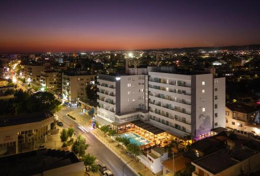 Pefkos City Hotel - Housity