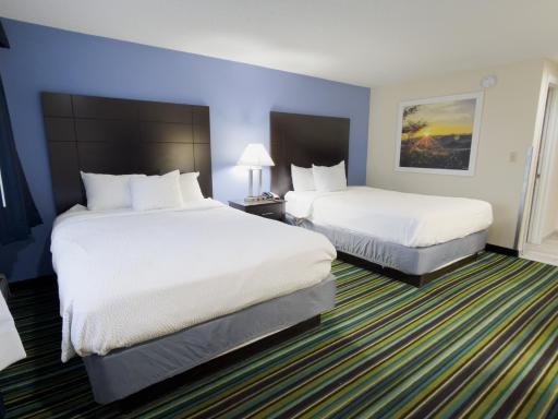 Days Inn by Wyndham Lincoln - Housity
