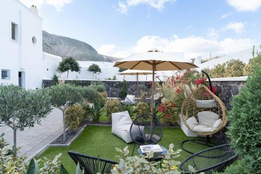 SN Santorini Apartments - Housity