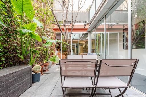 ArtlifeBCN Urban Oasis Apartment - Housity
