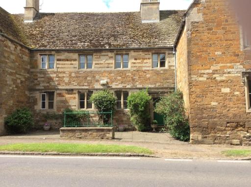 Castle Farm House B&B - Housity