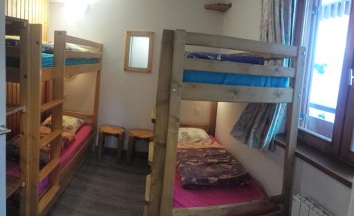 Appartement en résidence skis aux pieds avec sauna - Housity