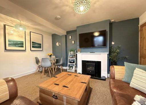 ⭐️Sleeps 4/Longstays/Garden/Parking/WiFi⭐️ - Housity