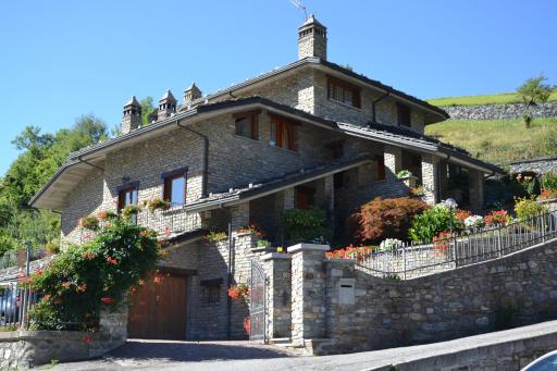 B&B Les Fleurs - Housity