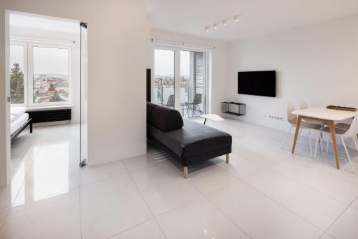 City Center Aupark Apartment - Housity