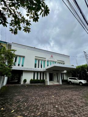 Aurora Hotel Siliwangi - Housity
