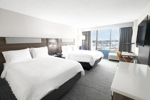 Holiday Inn Express Washington DC SW - Springfield, an IHG Hotel - Housity