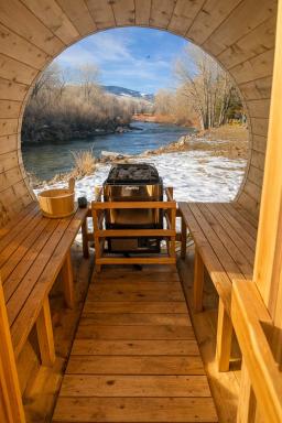 The Amoretti Hotel - Housity