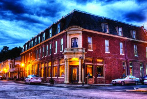 Saint George Hotel - Housity