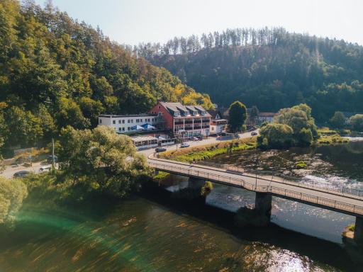 Hotel Am Schlossberg - Housity